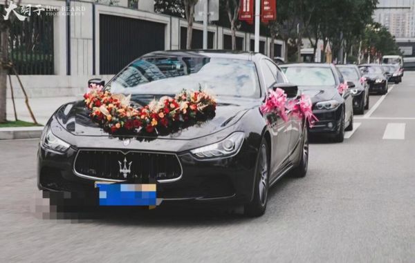 婚庆都用什么车（婚庆用车一般用什么车）-图2