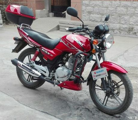 铃木GSX125什么价格（铃木gsx125摩托车图片）