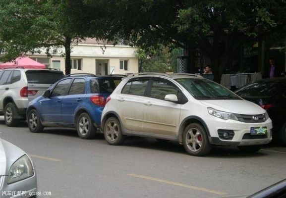 背靠背的c是什么车（背靠背的车叫什么车）-图3