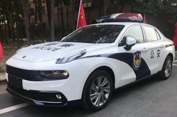 警车长什么样（警车长什么样的）